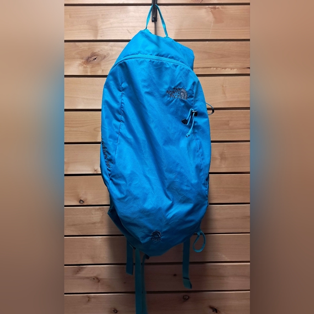 The North Face Basin 18 Backpack